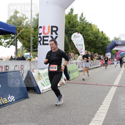 06.09.2026 - CURREX Alsterlauf Yannick Fuchs http://msf.ph/oto/10213297 06.09.2026 10:09:53 Ziel 2467, 2622, 3326, 4784, 5199, 5357, 5733, 5835, 5836, 6410, 6466 meine-sportfotos.de