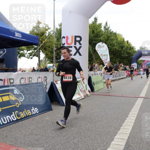 06.09.2026 - CURREX Alsterlauf Yannick Fuchs http://msf.ph/oto/10213306 06.09.2026 10:09:54 Ziel 2467, 3163, 3326, 4784, 5199, 5357, 5733, 5835, 5836, 6410, 6466 meine-sportfotos.de