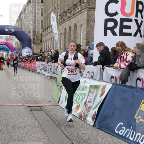 06.09.2026 - CURREX Alsterlauf Yannick Fuchs http://msf.ph/oto/10213434 06.09.2026 10:09:57 Ziel 2467, 3163, 3213, 3326, 4242, 4244, 5357, 5733, 5835, 5836, 6410 meine-sportfotos.de