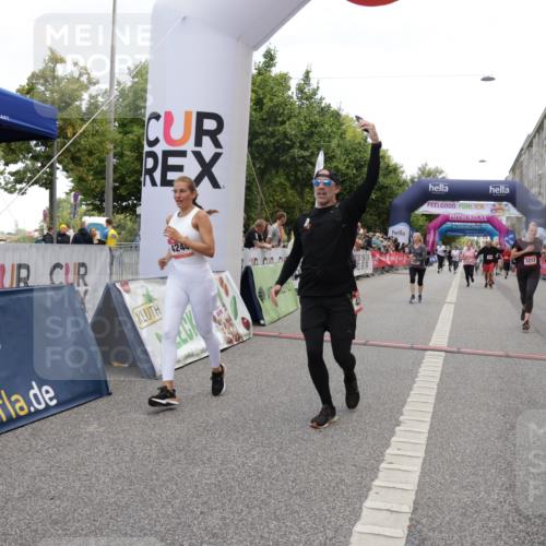 06.09.2026 - CURREX Alsterlauf Yannick Fuchs http://msf.ph/oto/10213617 06.09.2026 10:10:01 Ziel 2467, 3163, 3213, 3326, 4242, 4244, 4507, 5733 meine-sportfotos.de