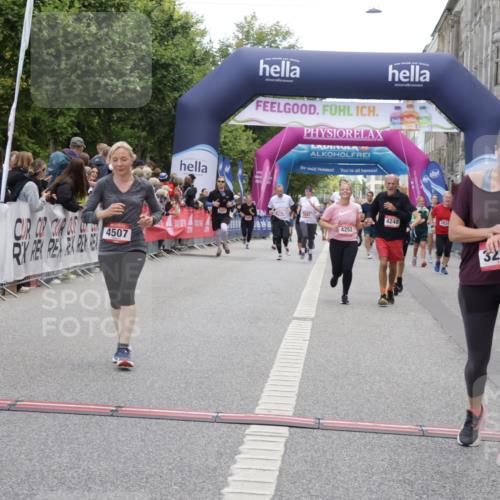 06.09.2026 - CURREX Alsterlauf Yannick Fuchs http://msf.ph/oto/10213697 06.09.2026 10:10:03 Ziel 2467, 2607, 3163, 3213, 4242, 4244, 4248, 4252, 4507, 5733 meine-sportfotos.de
