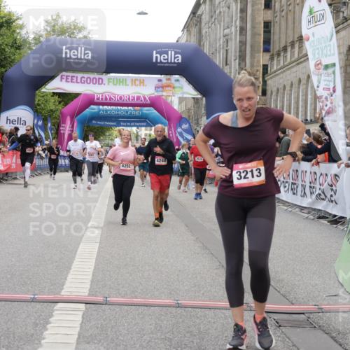 06.09.2026 - CURREX Alsterlauf Yannick Fuchs http://msf.ph/oto/10213718 06.09.2026 10:10:04 Ziel 2057, 2467, 2607, 2634, 3163, 3213, 3277, 3283, 4242, 4244, 4248, 4252, 4507, 5733 meine-sportfotos.de