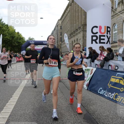 06.09.2026 - CURREX Alsterlauf Yannick Fuchs http://msf.ph/oto/10214116 06.09.2026 10:10:13 Ziel 2057, 2607, 2634, 2747, 3277, 3283, 4166, 4195, 4246, 4248, 4252, 4710, 4984, 5008, 6338, 6354, 8072, 8115, 8149, 8241 meine-sportfotos.de