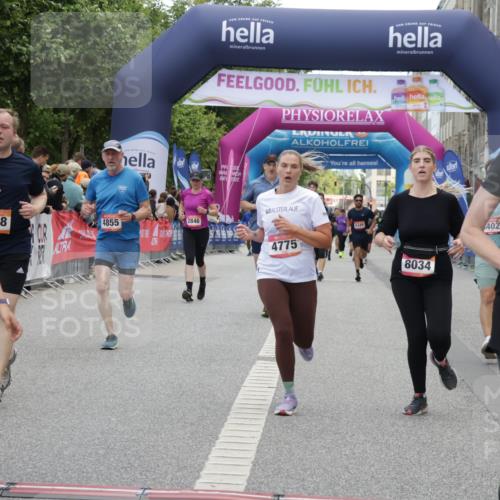 06.09.2026 - CURREX Alsterlauf Yannick Fuchs http://msf.ph/oto/10214262 06.09.2026 10:10:18 Ziel 2747, 4166, 4195, 4246, 4402, 4710, 4775, 4816, 4855, 4984, 5008, 5558, 6338, 6354, 8034, 8072, 8115, 8149, 8241 meine-sportfotos.de