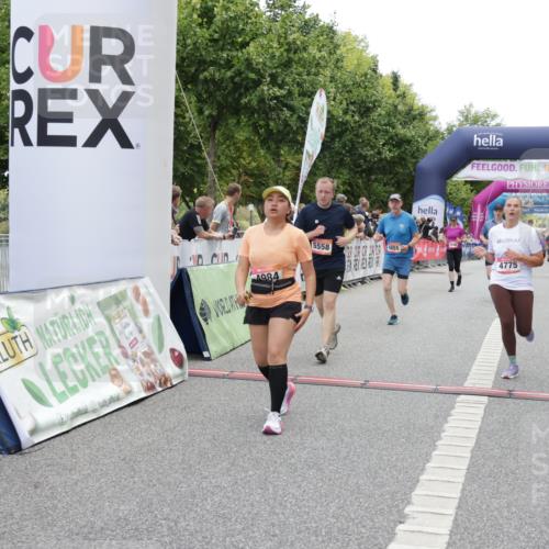 06.09.2026 - CURREX Alsterlauf Yannick Fuchs http://msf.ph/oto/10214289 06.09.2026 10:10:19 Ziel 2747, 4166, 4195, 4246, 4402, 4710, 4775, 4816, 4855, 4984, 5008, 5558, 6338, 8034, 8149, 8241 meine-sportfotos.de