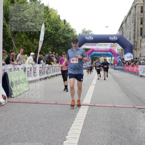 06.09.2026 - CURREX Alsterlauf Yannick Fuchs http://msf.ph/oto/10214396 06.09.2026 10:10:22 Ziel 2747, 4166, 4402, 4775, 4816, 4855, 4984, 5008, 5558, 6165, 6349, 8034 meine-sportfotos.de