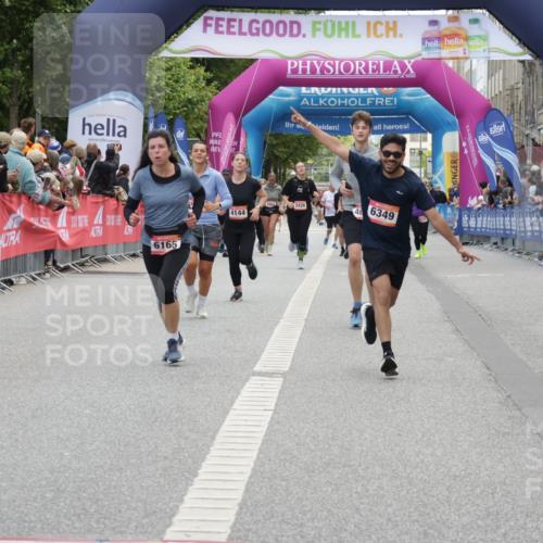 06.09.2026 - CURREX Alsterlauf Yannick Fuchs http://msf.ph/oto/10214456 06.09.2026 10:10:24 Ziel 4144, 4166, 4239, 4402, 4694, 4775, 4816, 4855, 4984, 5558, 6165, 6349, 8034 meine-sportfotos.de