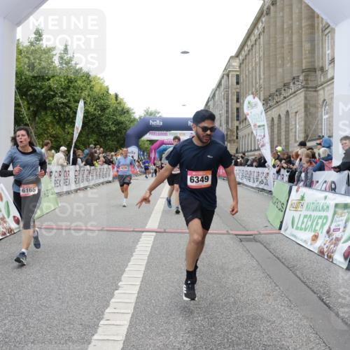06.09.2026 - CURREX Alsterlauf Yannick Fuchs http://msf.ph/oto/10214697 06.09.2026 10:10:27 Ziel 4144, 4239, 4402, 4694, 4775, 4816, 4855, 5558, 6165, 6349, 8034 meine-sportfotos.de