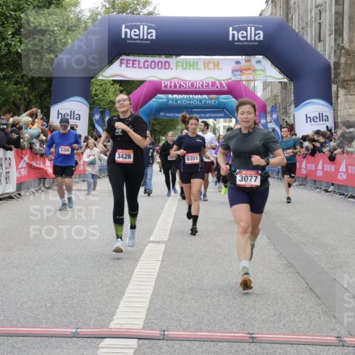 06.09.2026 - CURREX Alsterlauf Yannick Fuchs http://msf.ph/oto/10214829 06.09.2026 10:10:32 Ziel 3077, 3278, 3426, 4144, 4239, 4694, 5356, 6165, 6349, 6351 meine-sportfotos.de