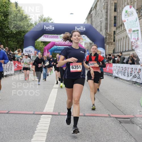 06.09.2026 - CURREX Alsterlauf Yannick Fuchs http://msf.ph/oto/10214991 06.09.2026 10:10:36 Ziel 2509, 2670, 2674, 3077, 3127, 3278, 3426, 4066, 4144, 4167, 4239, 4694, 4959, 5356, 6220, 6351 meine-sportfotos.de