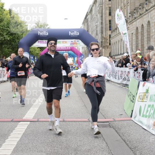 06.09.2026 - CURREX Alsterlauf Yannick Fuchs http://msf.ph/oto/10215254 06.09.2026 10:10:42 Ziel 2058, 2509, 2589, 2670, 2674, 3127, 3278, 3345, 3649, 3930, 4066, 4077, 4167, 4211, 4238, 4697, 4959, 5356, 6220, 6351 meine-sportfotos.de