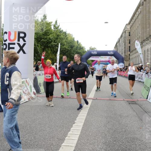 06.09.2026 - CURREX Alsterlauf Yannick Fuchs http://msf.ph/oto/10215345 06.09.2026 10:10:44 Ziel 2058, 2509, 2589, 2670, 2674, 2734, 3127, 3278, 3345, 3649, 3930, 4066, 4077, 4167, 4211, 4238, 4697, 4959, 5356, 6220 meine-sportfotos.de
