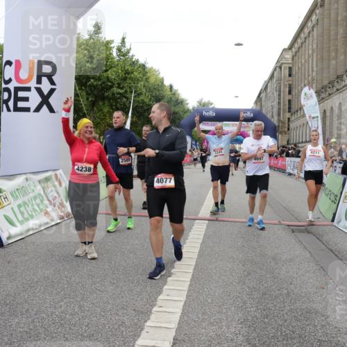 06.09.2026 - CURREX Alsterlauf Yannick Fuchs http://msf.ph/oto/10215374 06.09.2026 10:10:45 Ziel 2058, 2509, 2589, 2670, 2674, 2734, 3127, 3345, 3348, 3649, 3930, 4066, 4077, 4167, 4211, 4238, 4697, 4959, 6220 meine-sportfotos.de