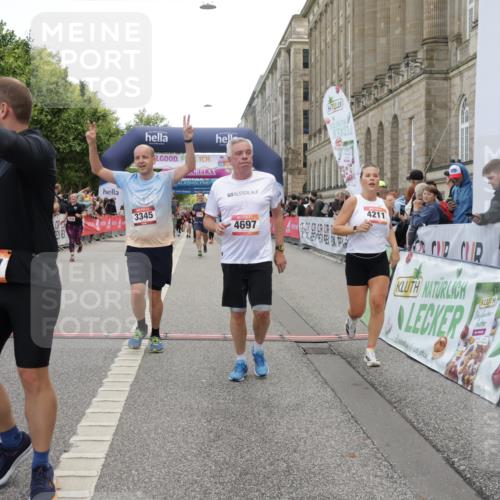 06.09.2026 - CURREX Alsterlauf Yannick Fuchs http://msf.ph/oto/10215385 06.09.2026 10:10:45 Ziel 2058, 2509, 2589, 2670, 2674, 2734, 3127, 3345, 3348, 3649, 3930, 4066, 4077, 4167, 4211, 4238, 4697, 4959, 6220 meine-sportfotos.de