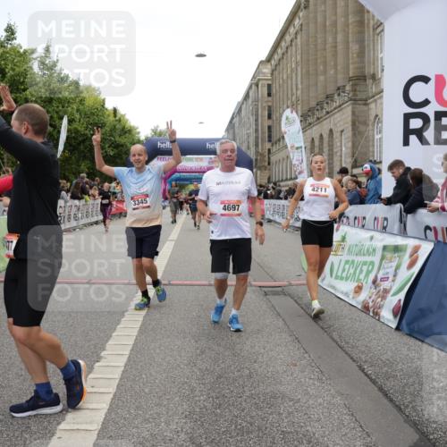 06.09.2026 - CURREX Alsterlauf Yannick Fuchs http://msf.ph/oto/10215404 06.09.2026 10:10:46 Ziel 2058, 2365, 2509, 2589, 2670, 2674, 2734, 3127, 3345, 3348, 3649, 3840, 3930, 4077, 4167, 4211, 4238, 4697, 4959, 6220, 6434 meine-sportfotos.de