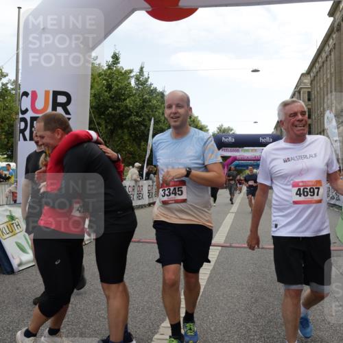 06.09.2026 - CURREX Alsterlauf Yannick Fuchs http://msf.ph/oto/10215454 06.09.2026 10:10:47 Ziel 2058, 2365, 2589, 2670, 2674, 2734, 3127, 3345, 3348, 3649, 3840, 3930, 4077, 4167, 4211, 4238, 4697, 4959, 6434 meine-sportfotos.de