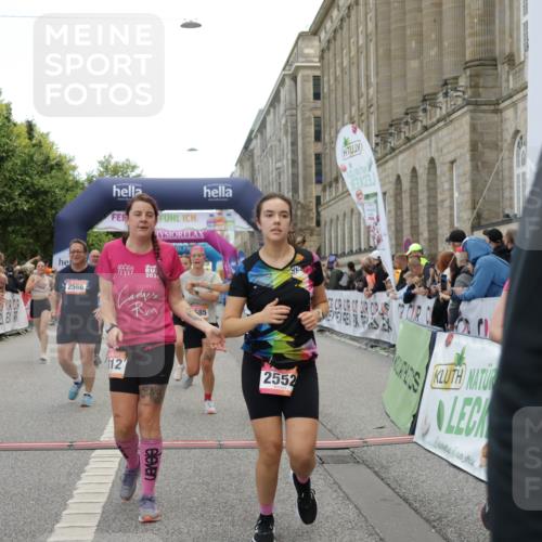 06.09.2026 - CURREX Alsterlauf Yannick Fuchs http://msf.ph/oto/10215784 06.09.2026 10:10:58 Ziel 2226, 2312, 2365, 2417, 2427, 2552, 2566, 2616, 2732, 2982, 3685, 3687, 3840, 3988, 3995, 5141, 5142, 5555, 5898, 6088, 6434, 8292 meine-sportfotos.de
