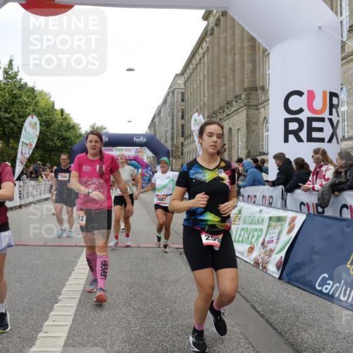 06.09.2026 - CURREX Alsterlauf Yannick Fuchs http://msf.ph/oto/10215819 06.09.2026 10:10:59 Ziel 2226, 2312, 2417, 2427, 2552, 2566, 2616, 2732, 2982, 3171, 3685, 3687, 3988, 3995, 5141, 5142, 5555, 5826, 5898, 6088, 8292 meine-sportfotos.de