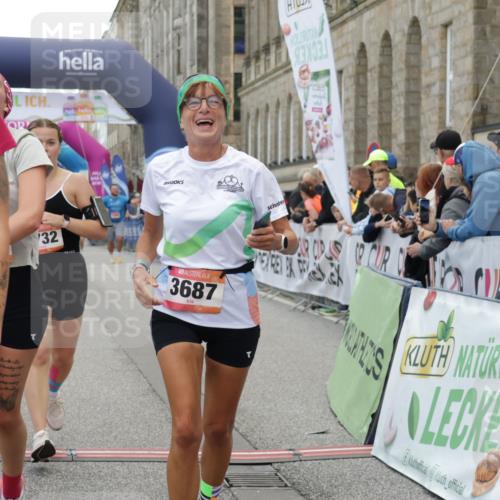 06.09.2026 - CURREX Alsterlauf Yannick Fuchs http://msf.ph/oto/10215841 06.09.2026 10:11:00 Ziel 2226, 2312, 2417, 2427, 2552, 2566, 2616, 2732, 2982, 3171, 3685, 3687, 3988, 3995, 5141, 5142, 5555, 5826, 5888, 5898, 6088, 8292 meine-sportfotos.de