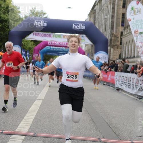06.09.2026 - CURREX Alsterlauf Yannick Fuchs http://msf.ph/oto/10215948 06.09.2026 10:11:04 Ziel 2312, 2417, 2552, 2566, 2732, 2982, 3171, 3685, 3687, 3988, 5268, 5496, 5498, 5499, 5500, 5555, 5826, 5888, 5898, 8292 meine-sportfotos.de