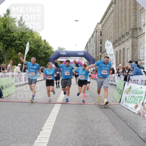 06.09.2026 - CURREX Alsterlauf Yannick Fuchs http://msf.ph/oto/10216416 06.09.2026 10:11:09 Ziel 2324, 2889, 2890, 3171, 3988, 4409, 5268, 5392, 5393, 5496, 5498, 5499, 5500, 5818, 5826, 5888, 8292 meine-sportfotos.de