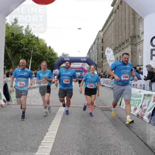 06.09.2026 - CURREX Alsterlauf Yannick Fuchs http://msf.ph/oto/10216579 06.09.2026 10:11:09 Ziel 2324, 2889, 2890, 3171, 3988, 4409, 5268, 5392, 5393, 5496, 5498, 5499, 5500, 5818, 5826, 5888, 8292 meine-sportfotos.de