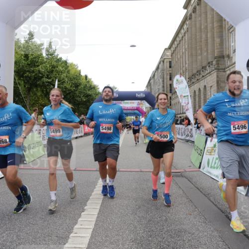 06.09.2026 - CURREX Alsterlauf Yannick Fuchs http://msf.ph/oto/10216677 06.09.2026 10:11:10 Ziel 2324, 2889, 2890, 3171, 4409, 5268, 5327, 5351, 5392, 5393, 5496, 5498, 5499, 5500, 5818, 5826, 5888, 8292 meine-sportfotos.de