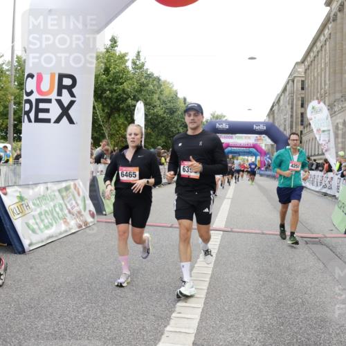 06.09.2026 - CURREX Alsterlauf Yannick Fuchs http://msf.ph/oto/10218982 06.09.2026 10:11:22 Ziel 2352, 2979, 2980, 4251, 4442, 4517, 4612, 4782, 4783, 5327, 5351, 5532, 5647, 6100, 6103, 6393, 6465 meine-sportfotos.de