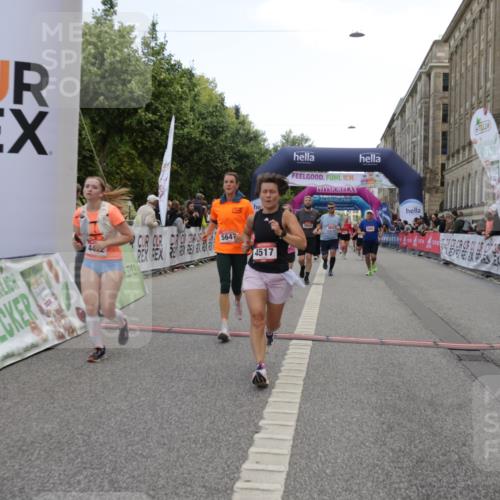 06.09.2026 - CURREX Alsterlauf Yannick Fuchs http://msf.ph/oto/10219716 06.09.2026 10:11:25 Ziel 2014, 2352, 2979, 2980, 3652, 4251, 4442, 4517, 4612, 4782, 4783, 5647, 6103, 6393, 6465, 8004, 8007 meine-sportfotos.de