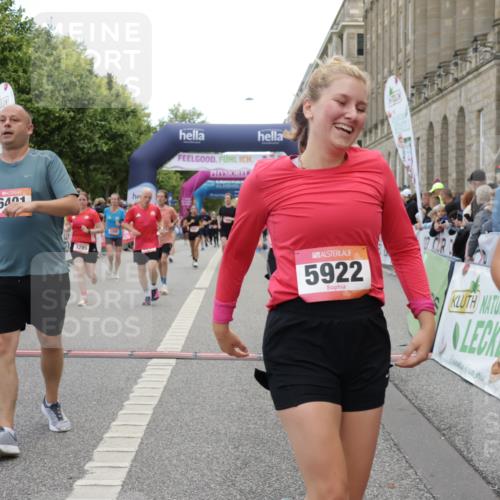 06.09.2026 - CURREX Alsterlauf Yannick Fuchs http://msf.ph/oto/10221185 06.09.2026 10:11:34 Ziel 2014, 2352, 2356, 2446, 3284, 3285, 3360, 3373, 3652, 3922, 4188, 4189, 5226, 5279, 5451, 5458, 5922, 5923, 6491, 8004, 8007, 8145, 8146 meine-sportfotos.de
