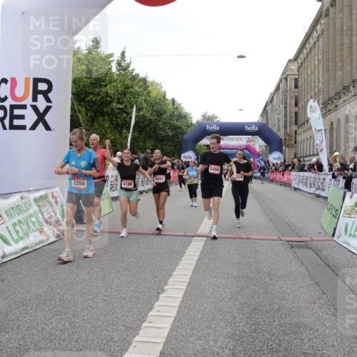 06.09.2026 - CURREX Alsterlauf Yannick Fuchs http://msf.ph/oto/10221920 06.09.2026 10:11:39 Ziel 2356, 3060, 3284, 3285, 3360, 3373, 3922, 4188, 4189, 5226, 5279, 5451, 5458, 5922, 5923, 6019, 6166, 6362, 6446, 6491, 8146 meine-sportfotos.de