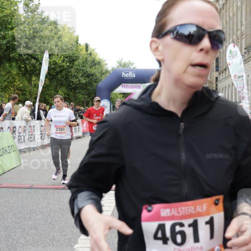 06.09.2026 - CURREX Alsterlauf Yannick Fuchs http://msf.ph/oto/10222876 06.09.2026 10:11:47 Ziel 2110, 2125, 2192, 2701, 3060, 3662, 3663, 3704, 4276, 4611, 6019, 6166, 6362, 6446, 6467, 8165, 8166 meine-sportfotos.de