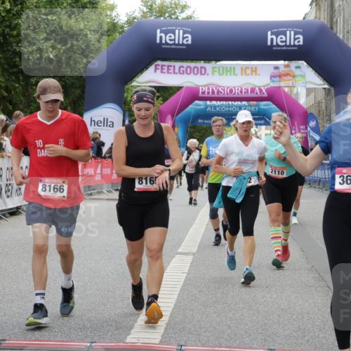 06.09.2026 - CURREX Alsterlauf Yannick Fuchs http://msf.ph/oto/10222923 06.09.2026 10:11:48 Ziel 2110, 2125, 2192, 2701, 3060, 3662, 3663, 3704, 4276, 4611, 5197, 6019, 6166, 6362, 6446, 6467, 8165, 8166 meine-sportfotos.de