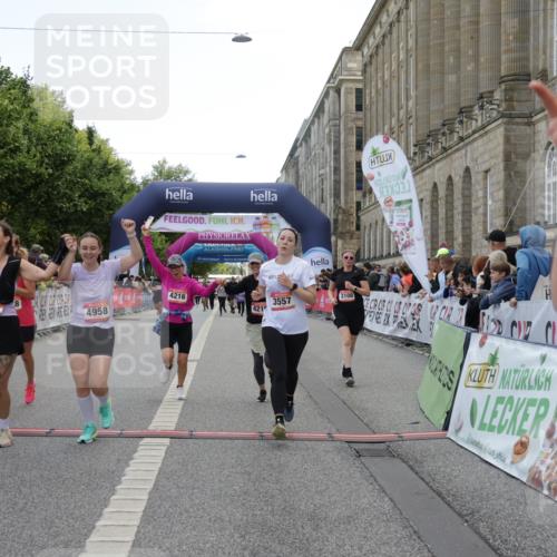 06.09.2026 - CURREX Alsterlauf Yannick Fuchs http://msf.ph/oto/10223095 06.09.2026 10:12:07 Ziel 3108, 3128, 3557, 3761, 3777, 4215, 4216, 4223, 4787, 4790, 4946, 4957, 4958, 6271 meine-sportfotos.de