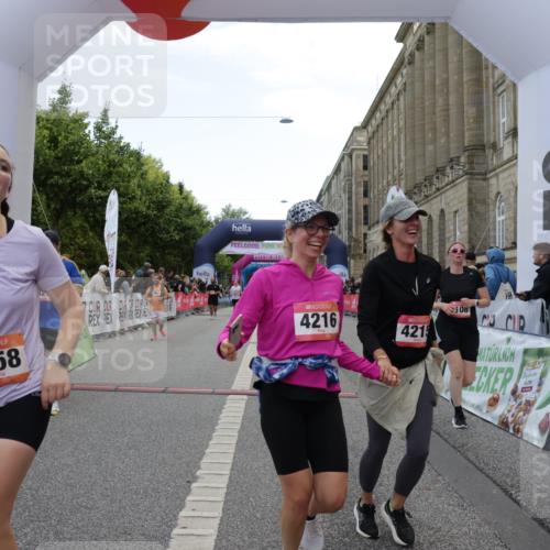 06.09.2026 - CURREX Alsterlauf Yannick Fuchs http://msf.ph/oto/10223174 06.09.2026 10:12:09 Ziel 3108, 3128, 3557, 3601, 3761, 4215, 4216, 4223, 4946, 4957, 4958, 6271 meine-sportfotos.de