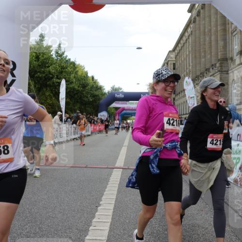 06.09.2026 - CURREX Alsterlauf Yannick Fuchs http://msf.ph/oto/10223183 06.09.2026 10:12:10 Ziel 3108, 3128, 3557, 3601, 3761, 4215, 4216, 4946, 4957, 4958, 6271 meine-sportfotos.de