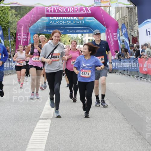 06.09.2026 - CURREX Alsterlauf Yannick Fuchs http://msf.ph/oto/10223324 06.09.2026 10:12:17 Ziel 3048, 3111, 3601, 4063, 4831, 4948, 5573, 5883 meine-sportfotos.de