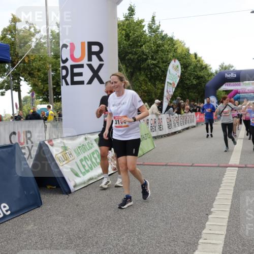 06.09.2026 - CURREX Alsterlauf Yannick Fuchs http://msf.ph/oto/10223384 06.09.2026 10:12:19 Ziel 3048, 3111, 3601, 4063, 4831, 4948, 5203, 5573, 5883, 5889 meine-sportfotos.de