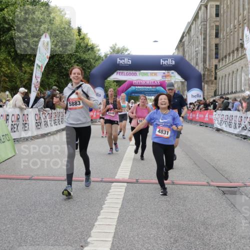 06.09.2026 - CURREX Alsterlauf Yannick Fuchs http://msf.ph/oto/10223415 06.09.2026 10:12:20 Ziel 3048, 3111, 3112, 3601, 4063, 4831, 4948, 5203, 5573, 5883, 5889 meine-sportfotos.de