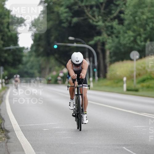 06.09.2026 - 20. Norderstedt Triathlon Michael Burmester http://msf.ph/oto/10224966 06.09.2026 14:53:27 Radfahren 595, 1725 meine-sportfotos.de