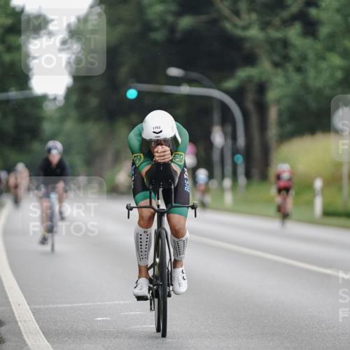 06.09.2026 - 20. Norderstedt Triathlon Michael Burmester http://msf.ph/oto/10224979 06.09.2026 14:54:19 Radfahren 358, 1752 meine-sportfotos.de