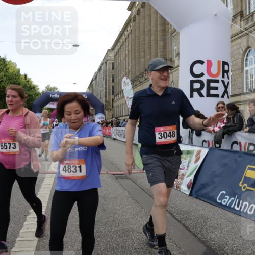 06.09.2026 - CURREX Alsterlauf Yannick Fuchs http://msf.ph/oto/10224988 06.09.2026 10:12:23 Ziel 3048, 3111, 3112, 4063, 4831, 4948, 5203, 5220, 5573, 5883, 5889, 6266 meine-sportfotos.de