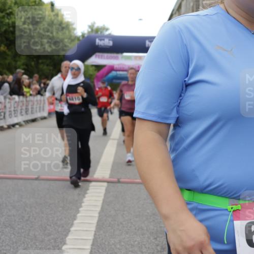 06.09.2026 - CURREX Alsterlauf Yannick Fuchs http://msf.ph/oto/10225012 06.09.2026 10:12:29 Ziel 2132, 3048, 3112, 3173, 3244, 3245, 4421, 4810, 4948, 5185, 5203, 5220, 5285, 5573, 5889, 6094, 6266 meine-sportfotos.de