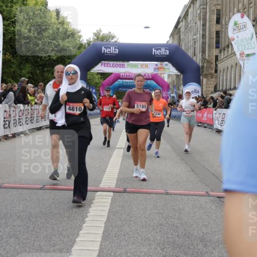 06.09.2026 - CURREX Alsterlauf Yannick Fuchs http://msf.ph/oto/10225014 06.09.2026 10:12:29 Ziel 2132, 3048, 3112, 3173, 3244, 3245, 4421, 4810, 4948, 5185, 5203, 5220, 5285, 5573, 5889, 6094, 6266 meine-sportfotos.de
