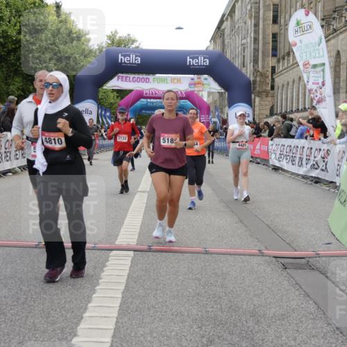 06.09.2026 - CURREX Alsterlauf Yannick Fuchs http://msf.ph/oto/10225016 06.09.2026 10:12:30 Ziel 2132, 2205, 3112, 3173, 3244, 3245, 4421, 4810, 4975, 4976, 5185, 5203, 5220, 5285, 5889, 6094, 6266 meine-sportfotos.de