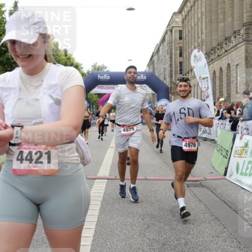 06.09.2026 - CURREX Alsterlauf Yannick Fuchs http://msf.ph/oto/10225037 06.09.2026 10:12:35 Ziel 2132, 2205, 3162, 3173, 3244, 3245, 3616, 3710, 4302, 4421, 4810, 4975, 4976, 5185, 5220, 5285, 6094, 6237, 8227 meine-sportfotos.de