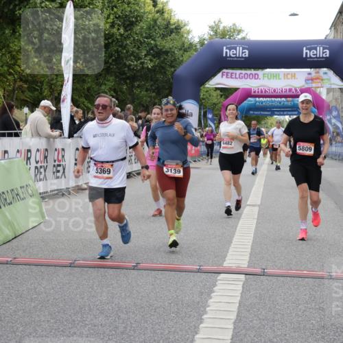 06.09.2026 - CURREX Alsterlauf Yannick Fuchs http://msf.ph/oto/10225062 06.09.2026 10:12:42 Ziel 2205, 2219, 2750, 3139, 3162, 3616, 3710, 4302, 4482, 4825, 4975, 4976, 5369, 5809, 6237, 8227 meine-sportfotos.de