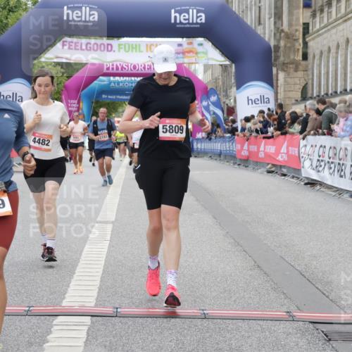 06.09.2026 - CURREX Alsterlauf Yannick Fuchs http://msf.ph/oto/10225066 06.09.2026 10:12:43 Ziel 2219, 2750, 3139, 3162, 3616, 3710, 4302, 4482, 4825, 5369, 5809, 6237, 8227 meine-sportfotos.de