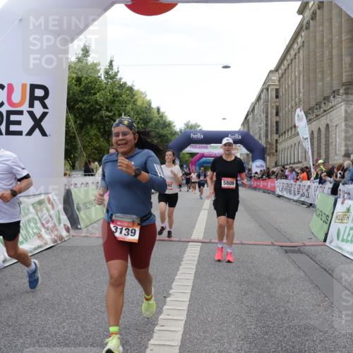 06.09.2026 - CURREX Alsterlauf Yannick Fuchs http://msf.ph/oto/10225070 06.09.2026 10:12:44 Ziel 2219, 2750, 2942, 3139, 3162, 3616, 3710, 4302, 4482, 4825, 5369, 5809, 6237, 8227 meine-sportfotos.de
