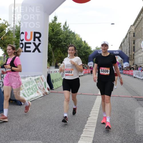 06.09.2026 - CURREX Alsterlauf Yannick Fuchs http://msf.ph/oto/10225078 06.09.2026 10:12:45 Ziel 2193, 2219, 2750, 2942, 3139, 3162, 3710, 4302, 4482, 4825, 5369, 5809, 8227 meine-sportfotos.de